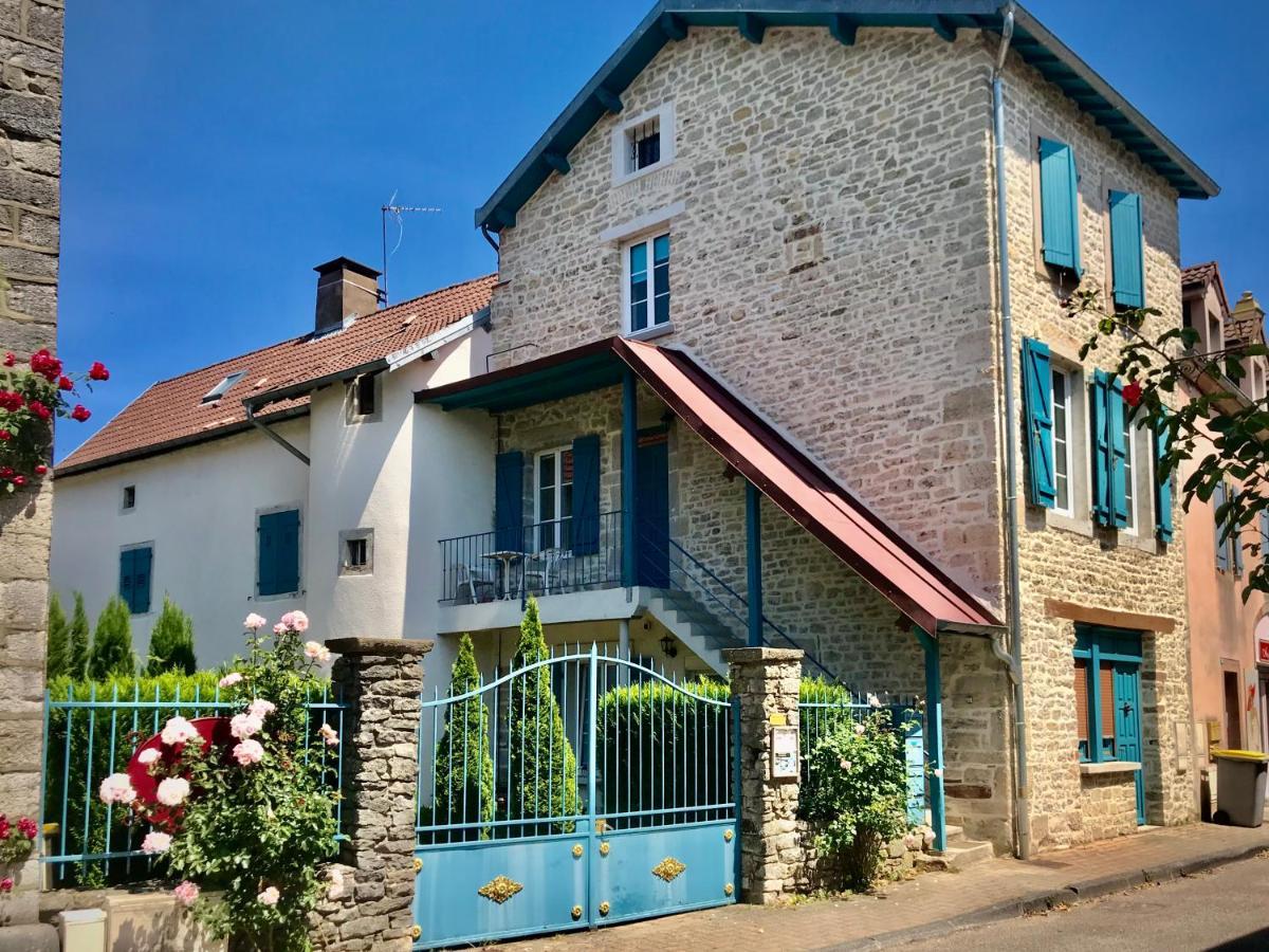 לינה וארוחת בוקר Villersexel Manoir Saint-Pierre מראה חיצוני תמונה